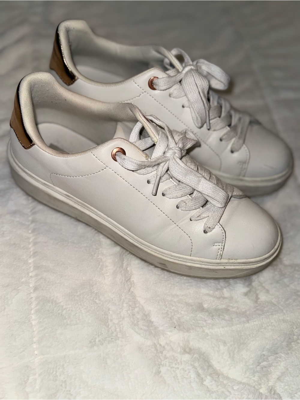 Steve Madden White Low-Top Sneakers with Gold Heel Tab